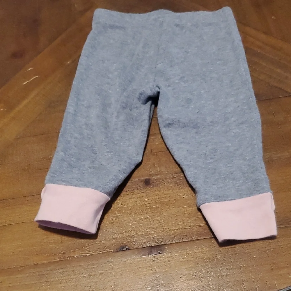 🐻 Carter's Gray Leggings with Pink Puppy Details